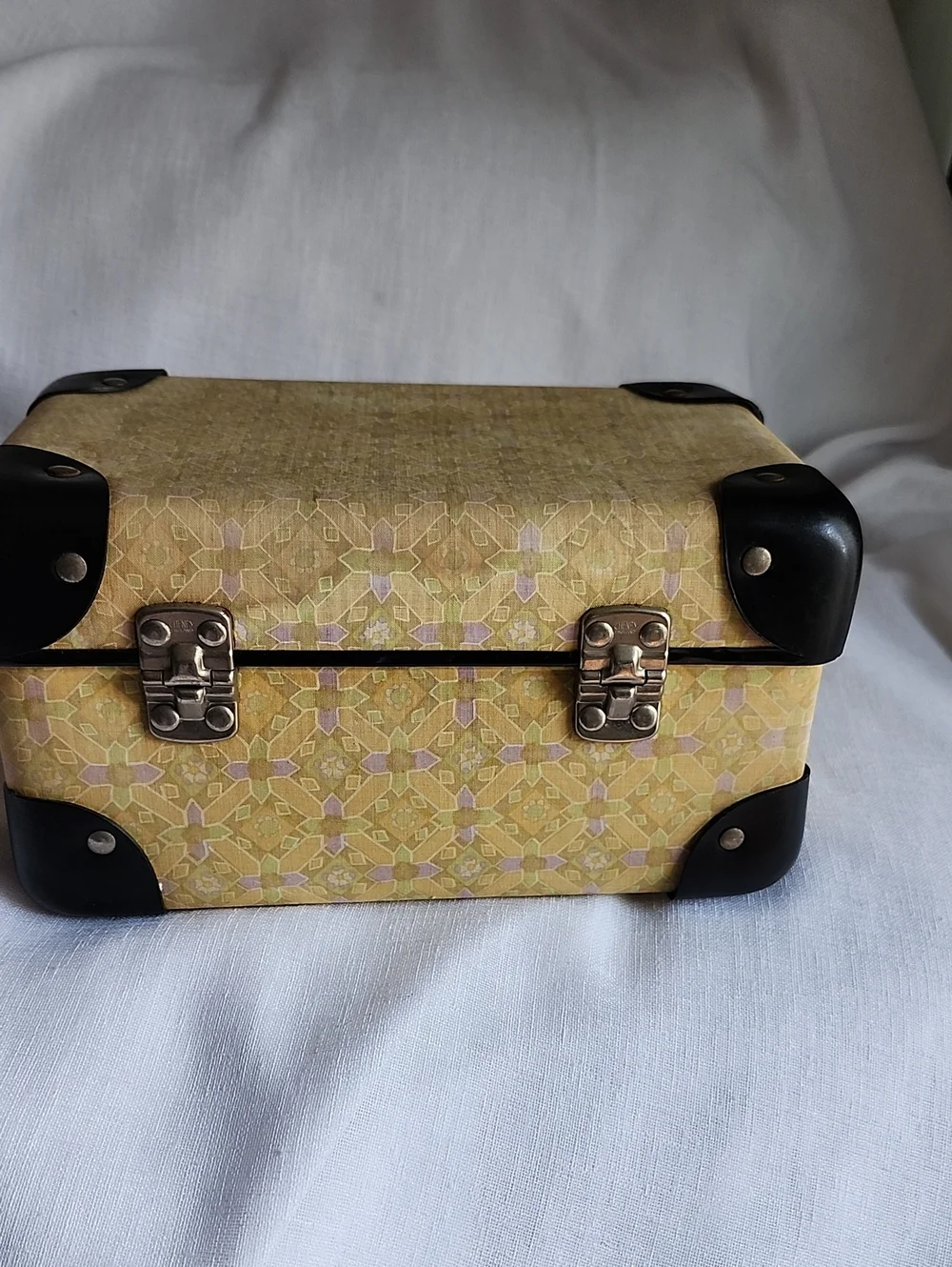 Vintage 1950's Yellow Fabric Black Leather Trim Hard Case Cosmetic Bag , $40